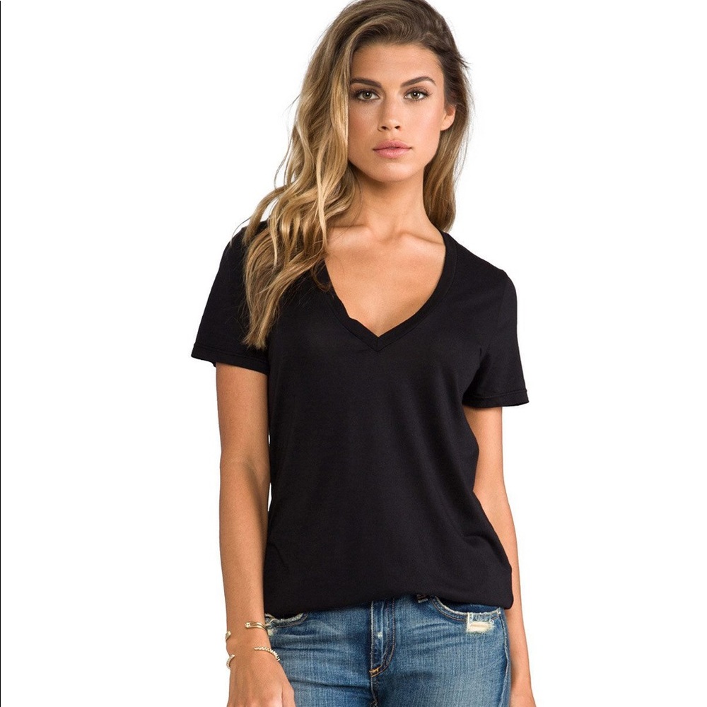 NWOT Splendid black v-neck